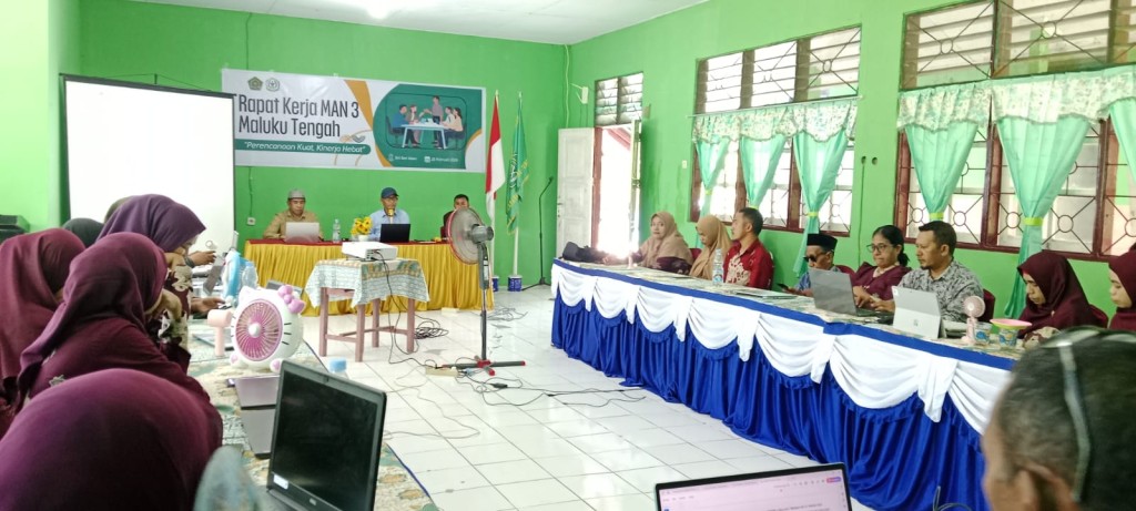 Perencanaan Kuat, Kinerja Hebat: Raker MAN 3 Maluku Tengah Mantapkan Arah Kebijakan