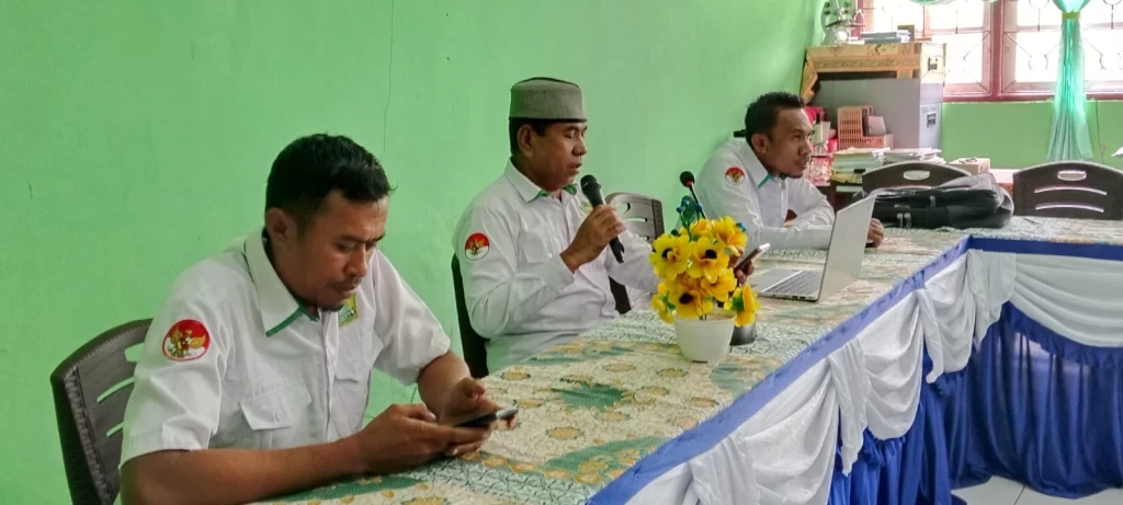 Matangkan Zona Integritas dan Agenda Akademik, MAN 3 Maluku Tengah Gelar Rapat Koordinasi