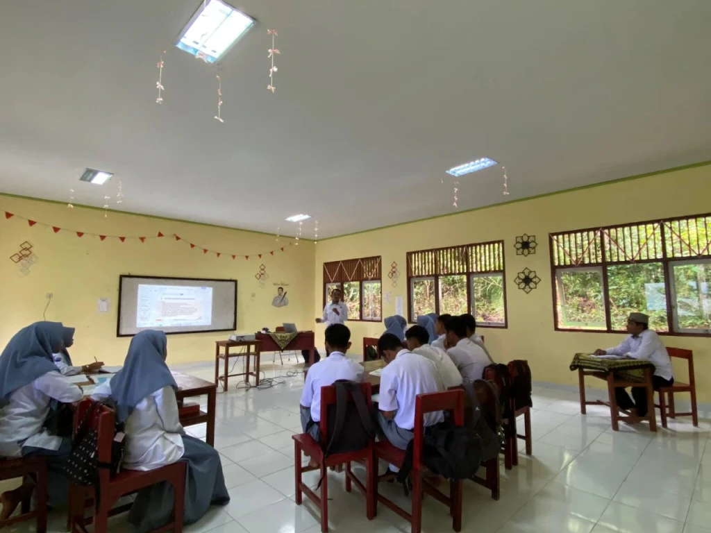 Mengawal Mutu Pembelajaran, MAN 3 Maluku Tengah Gelar Supervisi Akademik