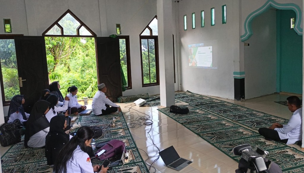 Demi Meningkatkan Komitmen Reformasi Birokrasi MAN 3 Maluku Tengah Ikuti Kegiatan Bimbingan Teknis Penilaian Zona Integritas