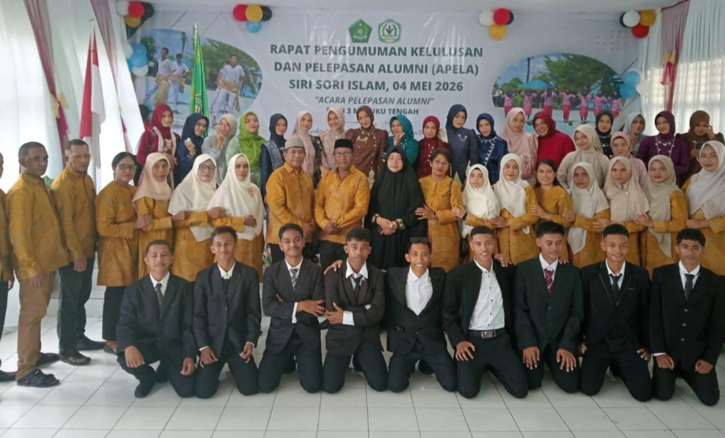 Isak Tangis Warnai APELA MAN 3 Malteng, Pj Negeri & Kamad Kompak Titip Pesan: Jangan Lupakan Jasa Guru, Jaga Akhlak Lulusan Madrasah 