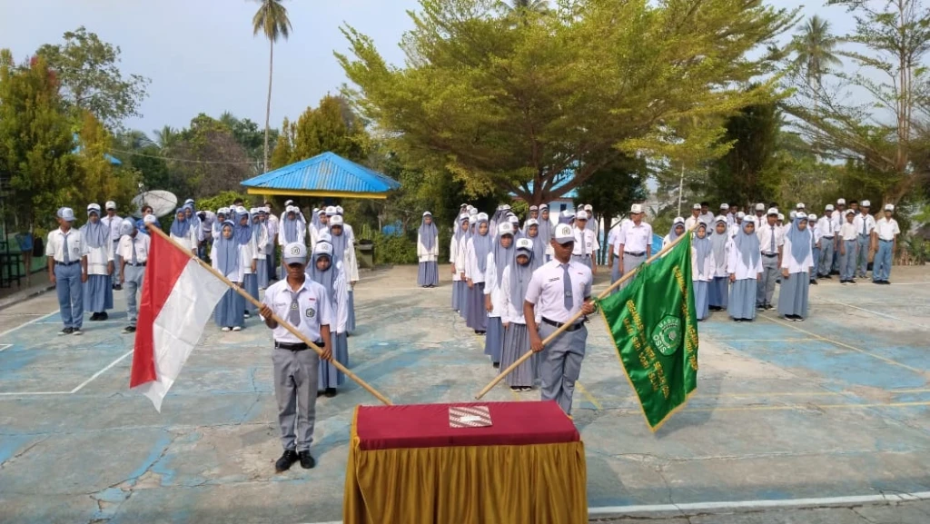 Generasi Pemimpin Baru di Hari Sumpah Pemuda: MAN 3 Maluku Tengah Kukuhkan Pengurus MPK dan OSIM Periode 2026/2027
